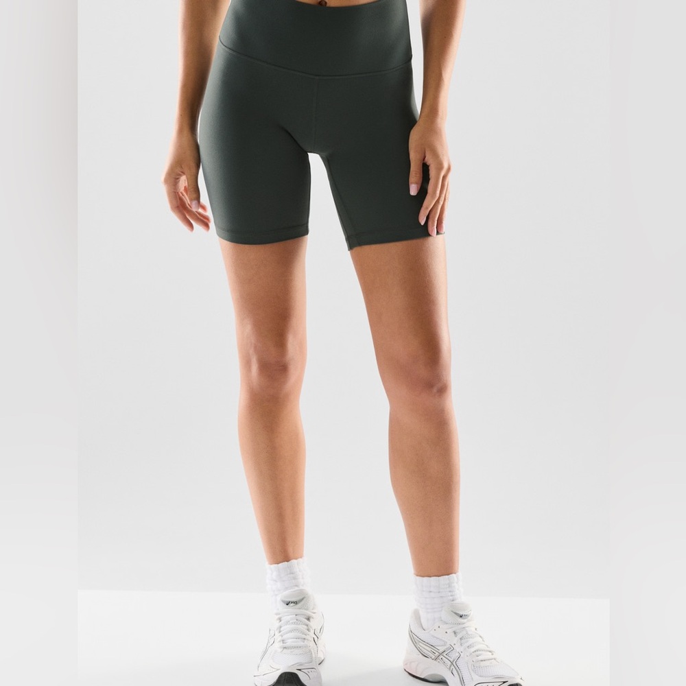 Aritzia butter shorts